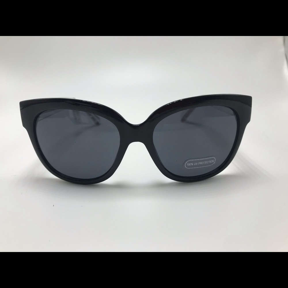 Black sunglasses